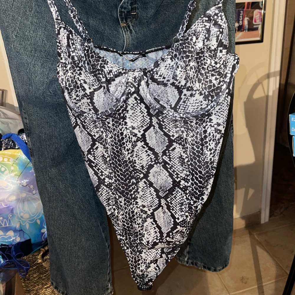 Fashionnova bodysuit